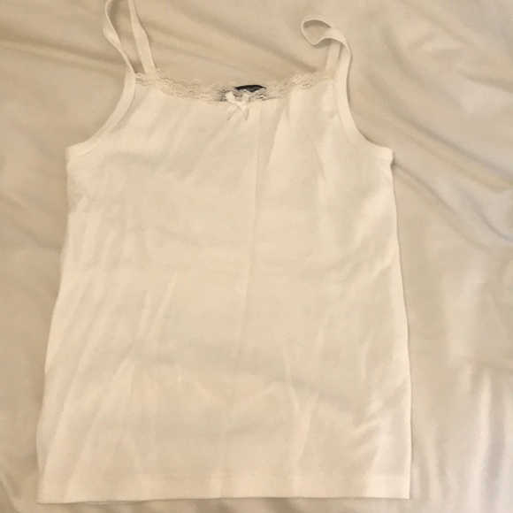 Brandy Melville Tops - Brandy Melville lace tank top